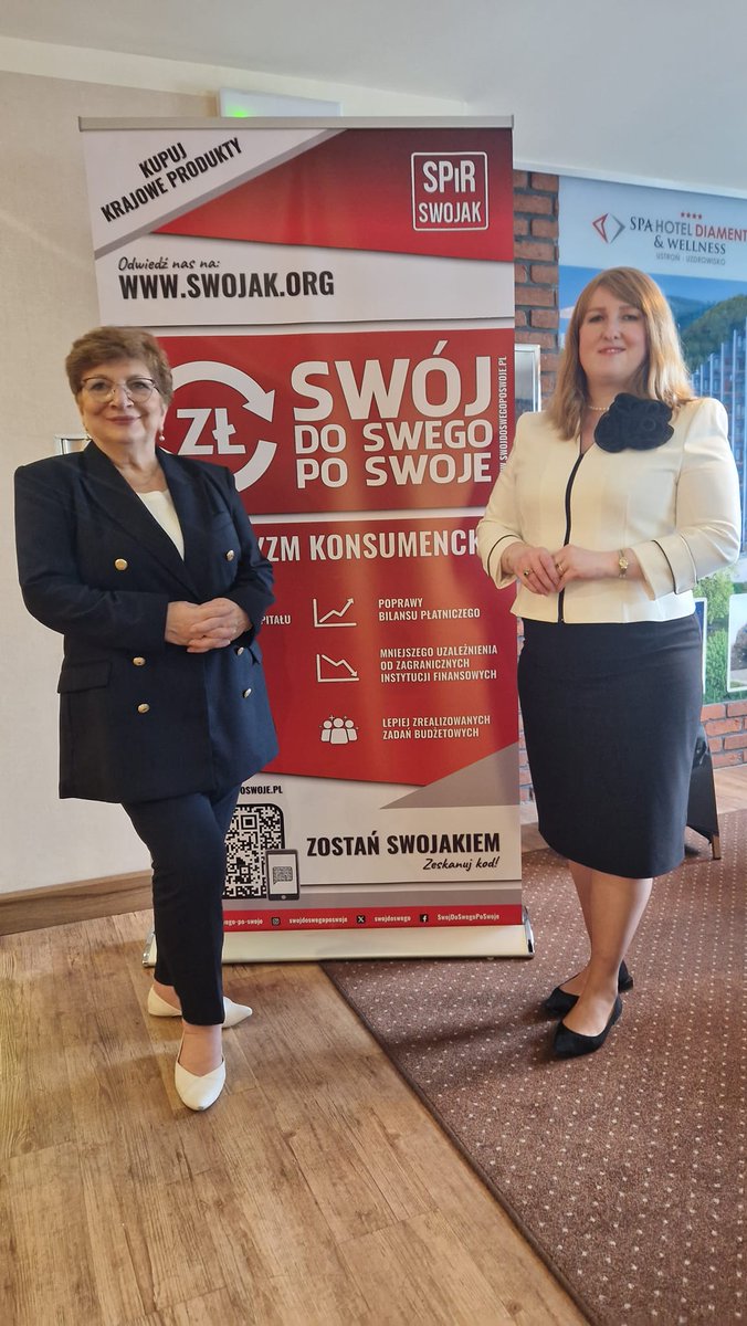 swojdoswego's tweet photo. #Partnerzy #Współpraca
🙌 🥰 A to miła niespodzianka! Zdjęcie z Panią Marią Magdalena Nawrot oraz Janiną Pokazką czyli właścicielką i redaktorem naszego patrona medialnego - DTV24 wspierających kampanię Swój do swego po swoje!
@artur_szczepek @KustuszNorbert @CezarySkw https://t.co/1g7a0vdu3n