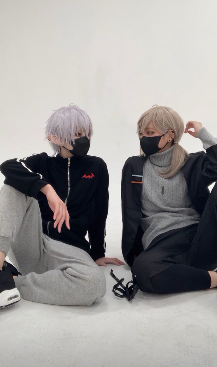 ⚠︎︎🌈🕒cos

🖤  │  🎲 🔫

 #あるコス