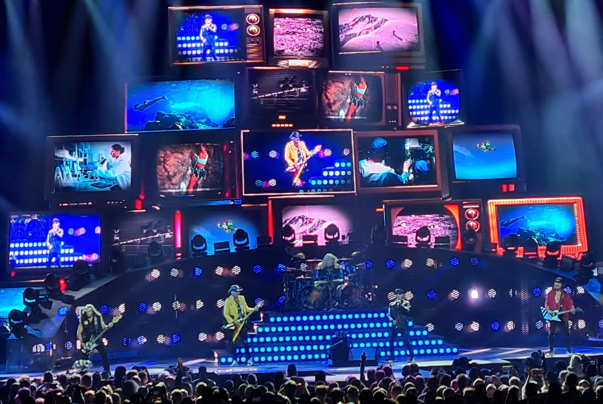 Leon Szyszkowski tweet media