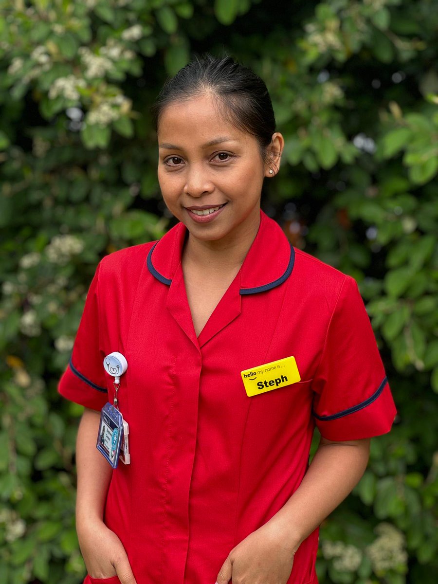 Steph rocking the red on her first day in the Virtual Ward matron post. Good luck Steph, you will be fantastic.
@BereniceConstab <a href="/SarahShade16/">Sarah Shade</a> 
@KatherineNagle