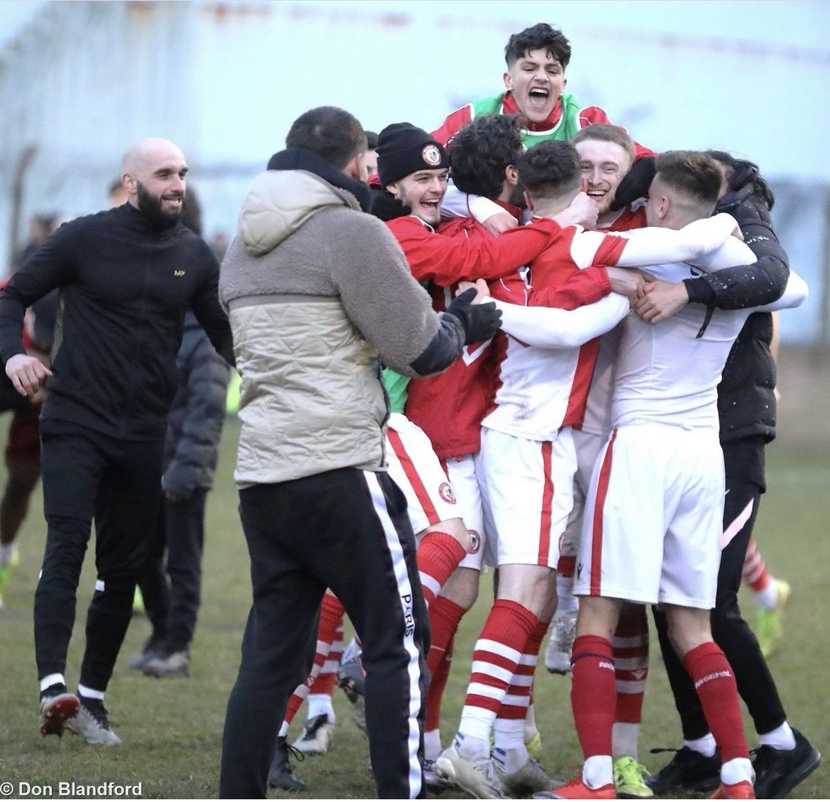 Thomas Cub tweet media