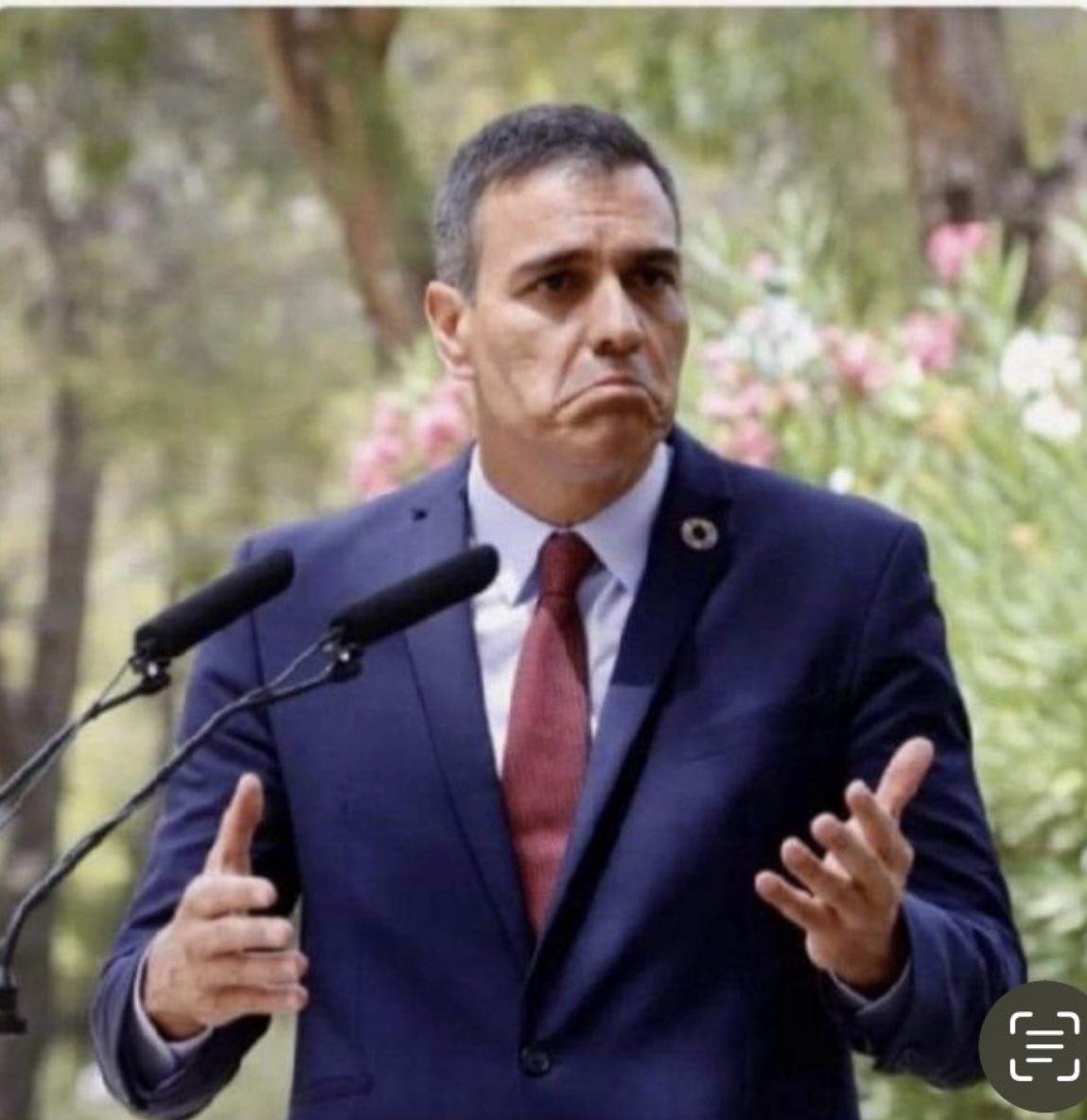 Se puede decir ya que este tío no ha ganado unas elecciones en su vida?