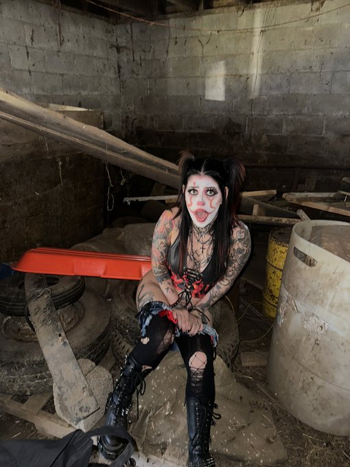 ah yes, nature https://t.co/gZ1cMG99ed