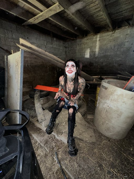 ah yes, nature https://t.co/gZ1cMG99ed