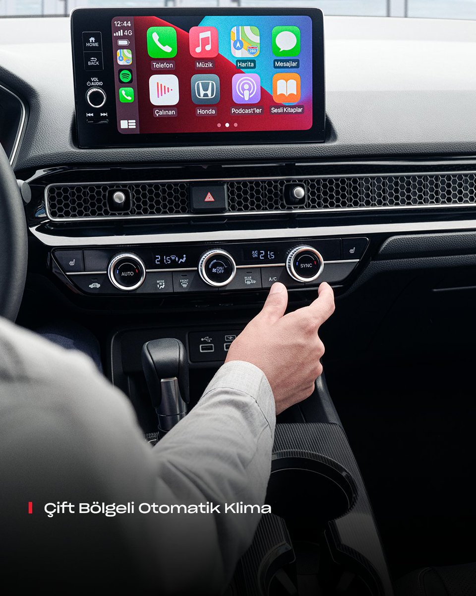 HondaTR's tweet photo. Honda Civic, haftaya yoğun bir başlangıç yaparken insan odaklı teknolojileriyle konforlu yolculuklar diler. 😎

#Honda #HondaCivic #Civic #İlhamKaynağıKendisi https://t.co/TdA3MIz1xI