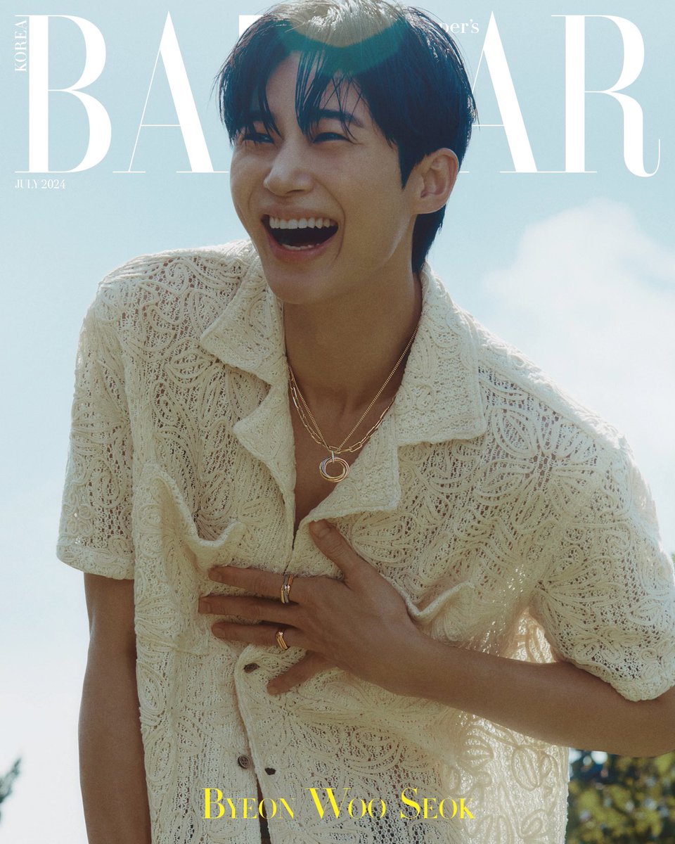 bazaarkorea's tweet photo. #제작지원 #JULY #COVER_01
선재와 변우석 사이, 그 어딘가.
여름을 닮은 청량한 미소가 돋보이는 그의 첫 번째 커버를 공개합니다🍀

@Cartier 

Editor•이진선
Photo•박종하
Hair•전훈
Make up•이봄
Stylist•임혜림
Set Stylist•다락(DA:RAK)
Assistant•정민호 https://t.co/BulAbjPmdw