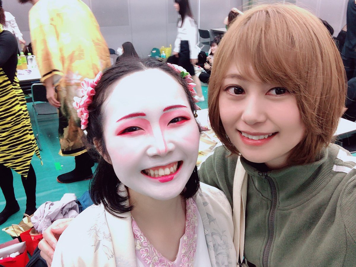 chisatokumei's tweet photo. #GFT5 #突劇金魚
前回の #GFT4 に引き続き
私の精神安定剤的存在の成瀬遥。
皆好きなあの衣紋掛け→ばあ!のシーン最高に早寝姫なので
今すぐ突劇金魚公式LINE登録してあんころ組観てほしい
この人も舞台上で会わないので基本袖から覗き見。
オオアマの本心を知った後の台詞の出し方が好きやったなあ https://t.co/Z8saiHeZ2M