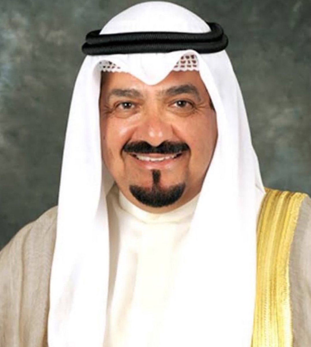 نحن في انتظار الحكومة الجديدة تضع خطة عمل وترتيب الاولويات لتحسين  معيشة المواطن واعادة بناء ما قدم خلفه سراق المال العام وفسادهم الذي يغزونا من اعوام اوجه خطابي هذا للقائمين على الجهات الحكومية باختيار الاخبار التى تليق بالتغيير والانجاز والتخطيط اما اسلوب بوضع انجازات سابقة