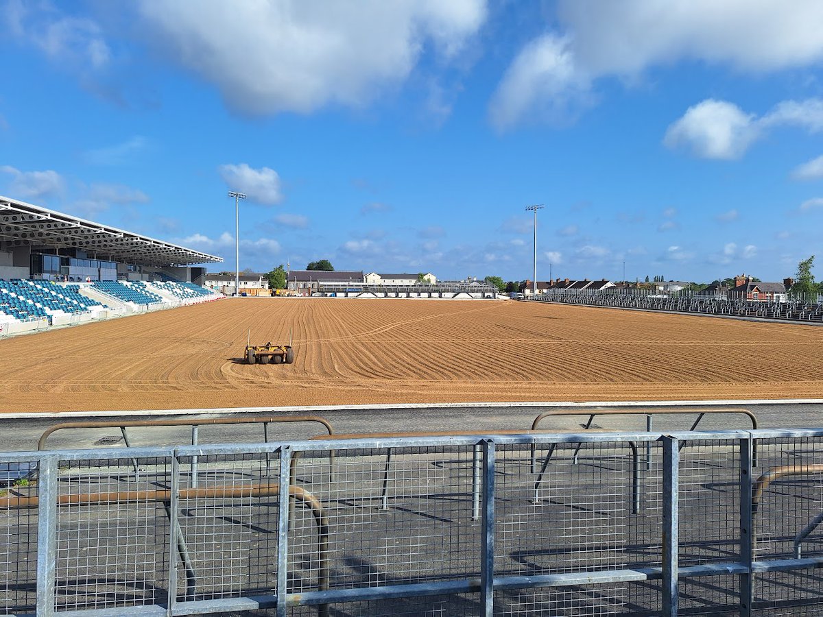 Really Unofficial tweet media