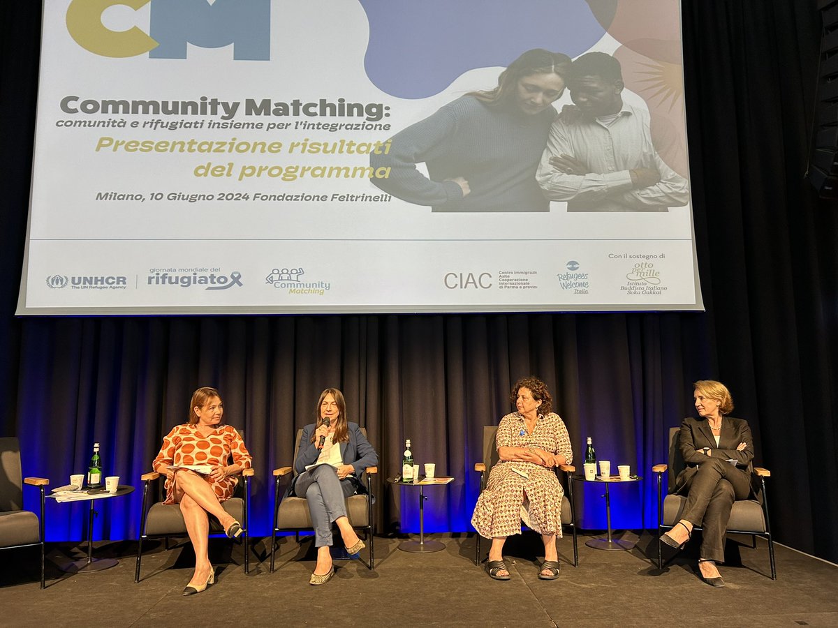 Refugees Welcome IT tweet media