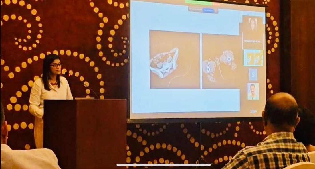 ApolloProton's tweet photo. Dr. Mukta Mahajan, presented a paper on challenging cases on Cryoablation at the launch of ICE CURE ablation technology in South India during the ISVIR Tamil Nadu & Pondicherry meeting. Congratulations to Dr. Mukta Mahajan and Dr. Vishnu Ramanujan.
#APCC
#ApolloProton
#ISVIR https://t.co/VJvPifSNhV