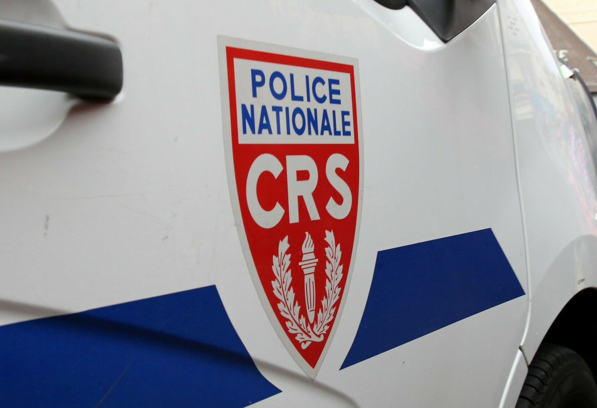 Une enquête ouverte après la disparition d'un policier de 24 ans à Grenoble.

Selon nos confrères d’Actu 17, le fonctionnaire aurait laissé une lettre dans sa chambre, dans laquelle il aurait fait part de son souhait de mettre fin à ses jours

➡️ l.leparisien.fr/3BKT