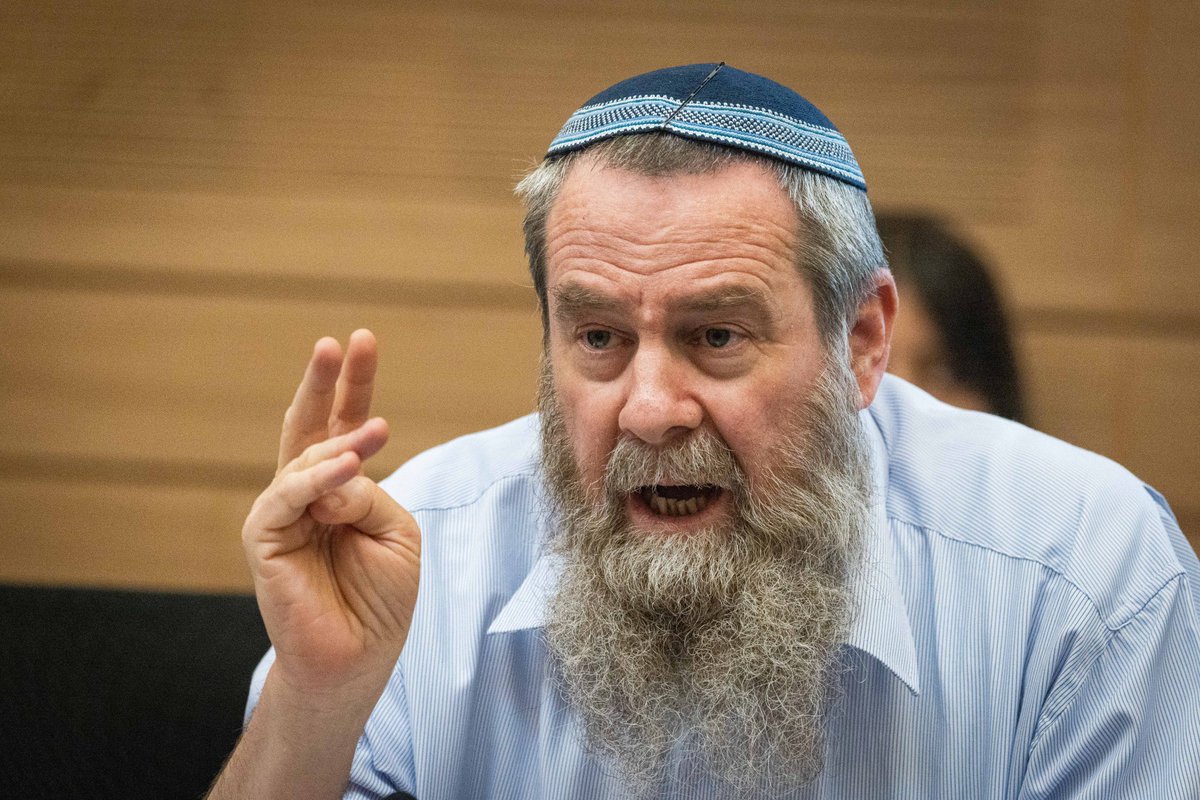 ChasmanShachar's tweet image. 12. אבי מעוז במדי ההסוואה שלו לגזען-הומופוב.