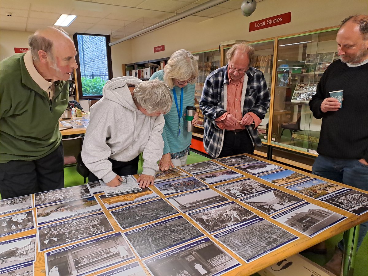 LancsArchives's tweet image. Thank you to @BBPendle for inviting us to attend the 'Talking Lounge' in #BarnoldswickLibrary to share memories. 

For details of more #KeepingEastLancsInThePicture events, visit events.apps.lancashire.gov.uk/w/webpage/all-…

@HeritageFundUK @flarchives
#NationalLottery #HeritageFund #KELP