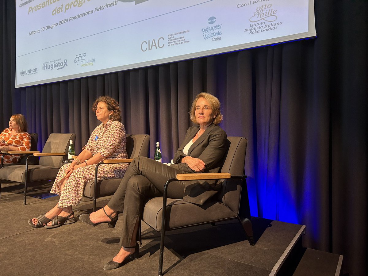 Refugees Welcome IT tweet media