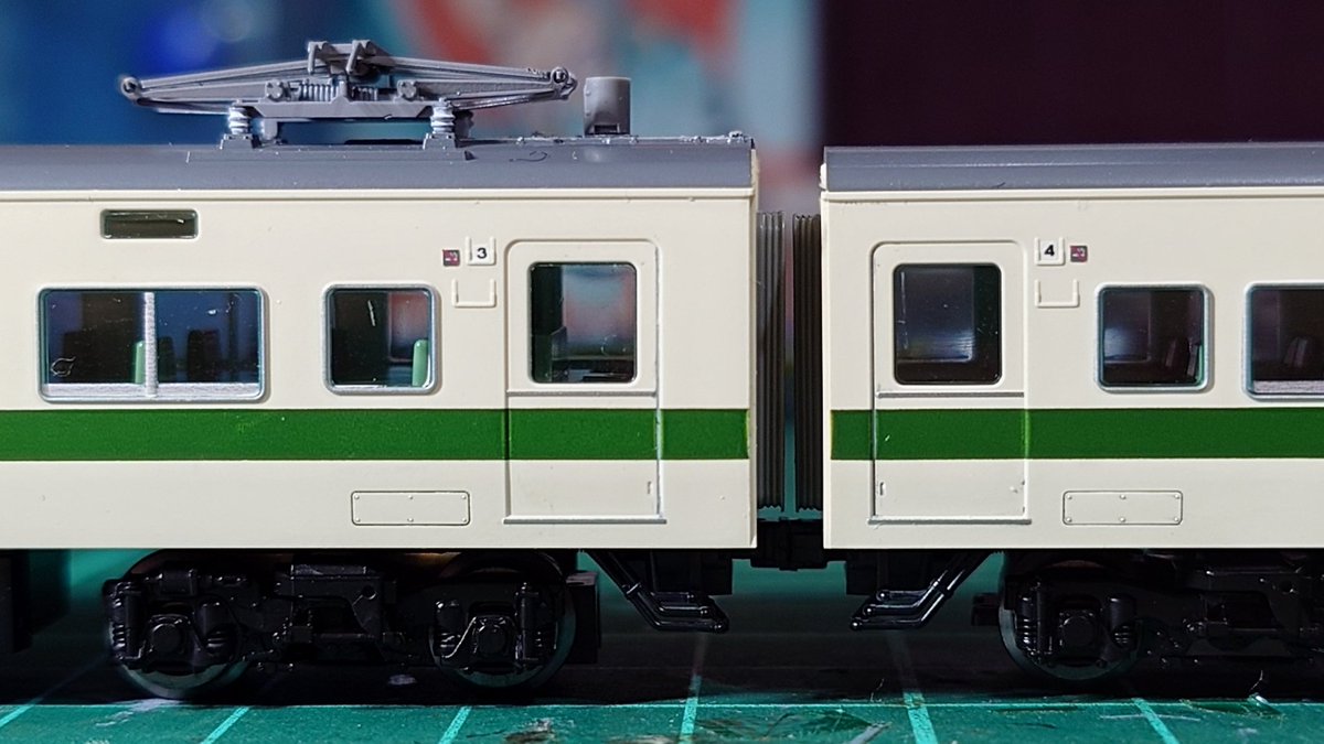 Tomixの185系懐かしのリレー号を仕上げ。号車札 禁煙表記 乗務員室表記
