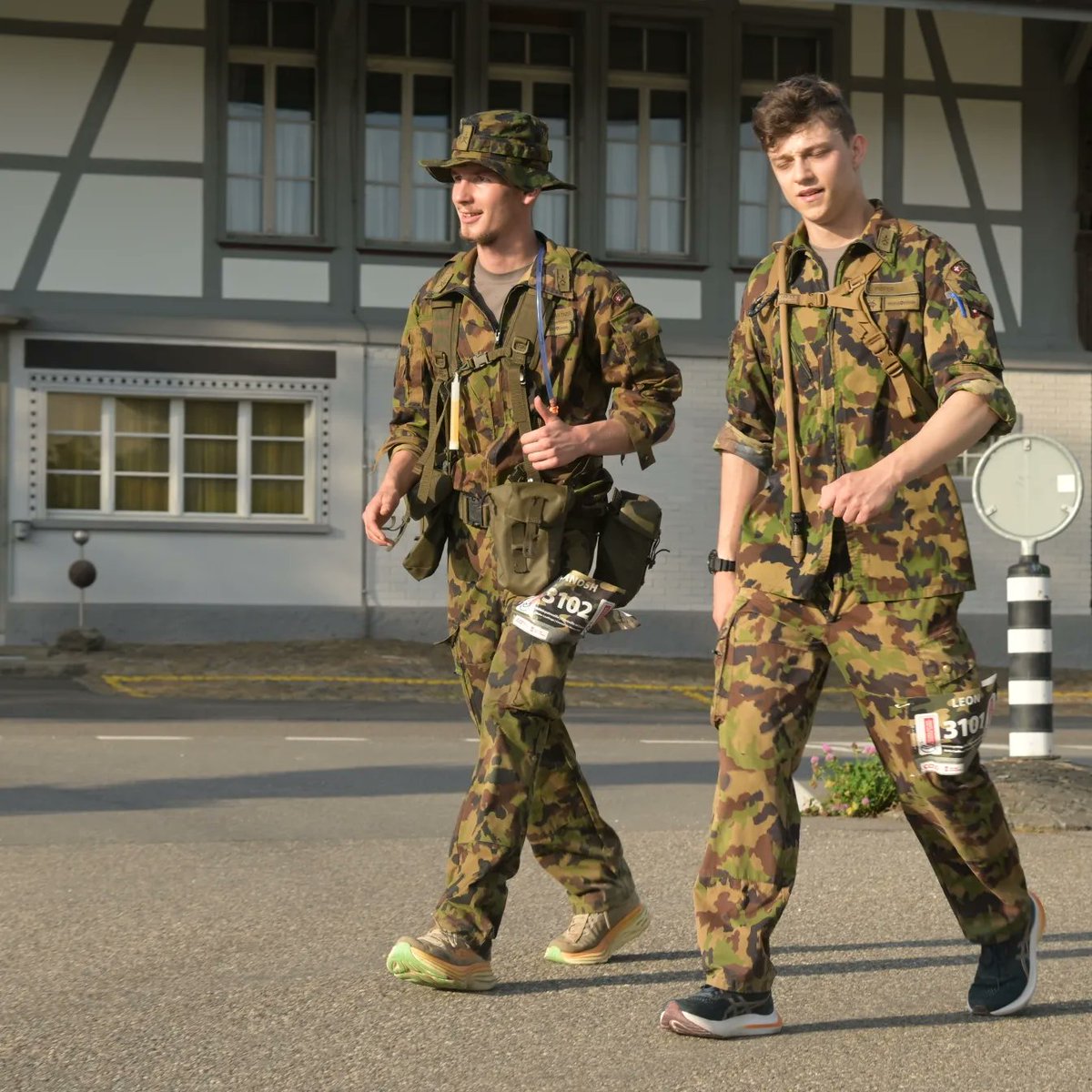 pr0text's tweet image. 106 Kilometer in 19 Stunden zu Laufen war eine sehr interessante Erfahrung. Ich würde sagen beim nächsten Mal geht das ganze joggend in unter 10h