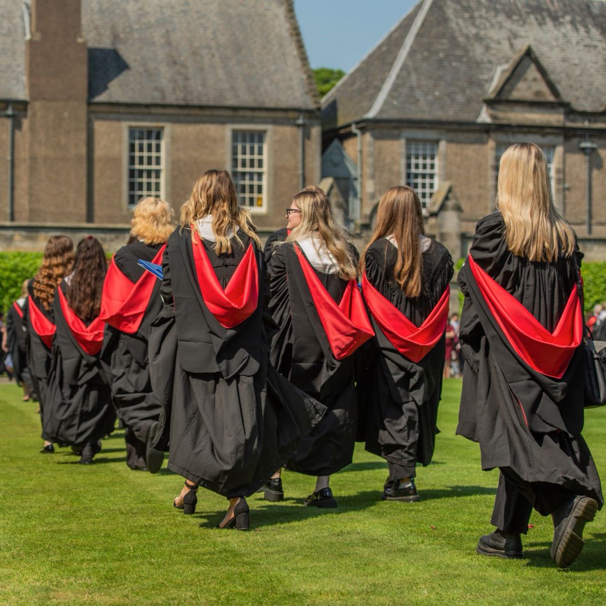 🎓👏 Congratulations to all who graduate from the University of St Andrews this week! 

Your hard work and dedication have paid off! 

Here's to a bright future filled with endless possibilities. 🎉🌟

#graduation #junegraduation #classof2024 #universityofstandrewsgraduation