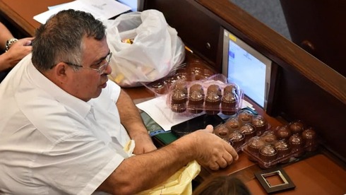 ChasmanShachar's tweet image. 15. חבר הכנסת דוד ביטן במדי שקמיסט