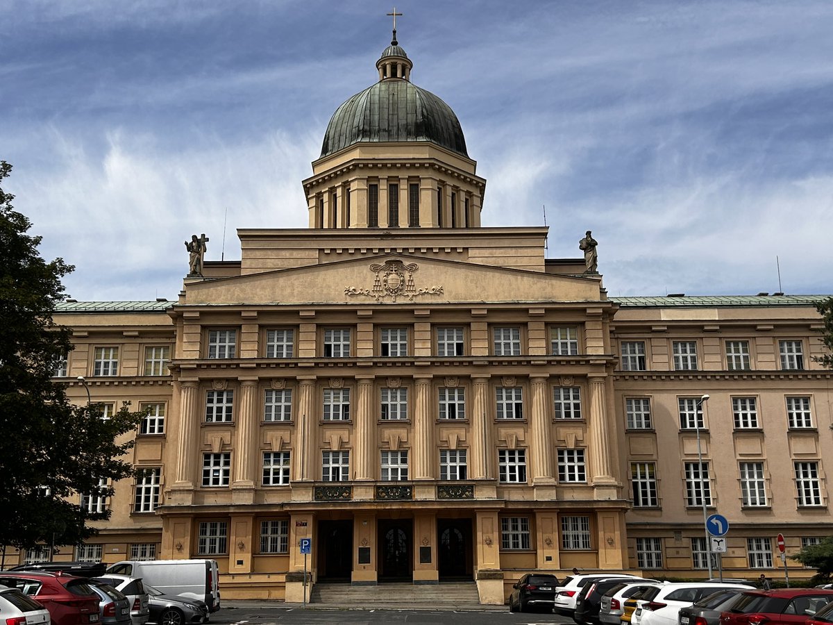 GigaScience's tweet photo. Just made it to Prague for #PIDfest and the #DataCiteConnect colocated event is just kicking off here at the lovely NTK campus https://t.co/unsopFyvLM