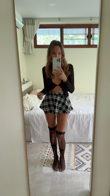 It&rsquo;s very hot 🥵 on my Onlyfans, subscribe 💋 with huge discount @KatyaClover   https://t.co/i8wqlP9Djk