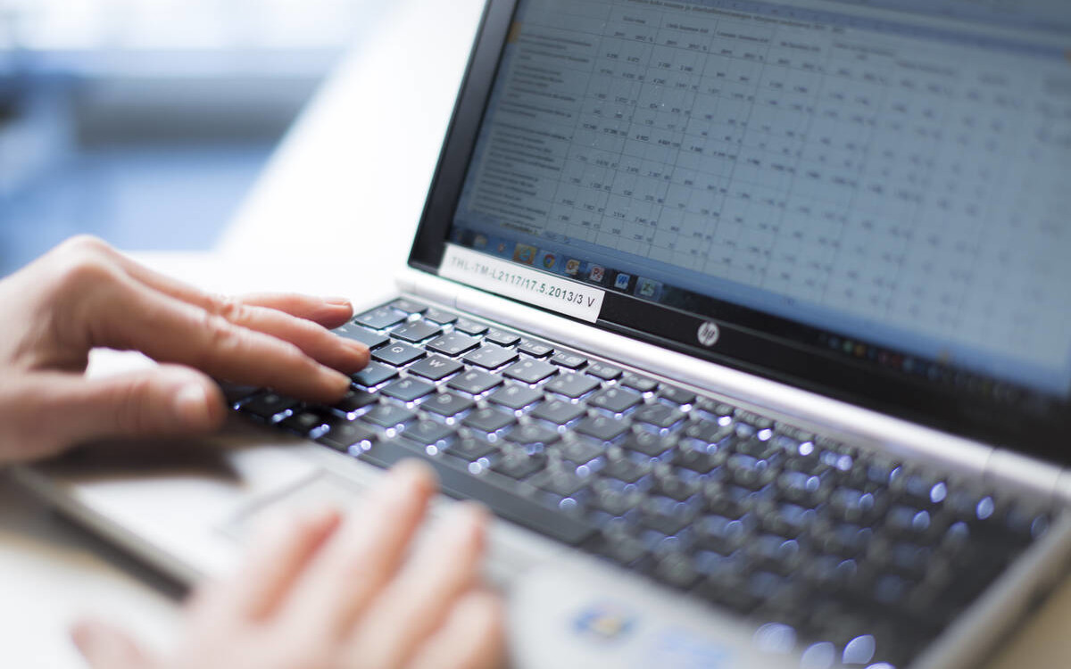 Vankilat ovat siirtymässä kohti digiaikaa. Digitalisaatio tarjoaa vankiloille monipuolisia mahdollisuuksia edistää vankien kuntoutumista ja helpottaa yhteiskuntaan paluuta vapautumisen jälkeen. 
Lue lisää blogista 👉 digiin.fi/blogi/vankilat…
<a href="/jarveev_/">E. Järveläinen</a> <a href="/laureauas/">Laurea-ammattikorkeakoulu</a> <a href="/Akatemia_STN/">Strateginen tutkimus</a>