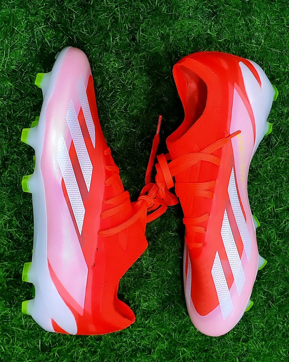 RevoltUg's tweet photo. Stay fit in the off season 😉
Soccer cleats re-stocked at #REVOLT⚡
Price , ugx 160k
Call: 0705924578
#Revolt⚡ #fitnesswear #soccer #football #crazyfast #bellingham https://t.co/XKZgPsYGSd
