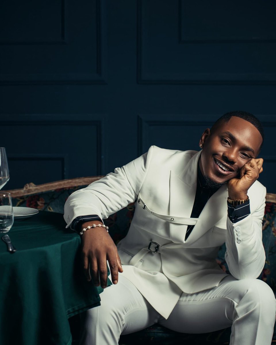 Sazzywithvibes's tweet image. Happy Blessed Birthday Award-winning actor and fashionista, @_Timini 

The only ageless, finest, and freshest Nollywood screen god. 🥰🎉

We love and appreciate your art! 

#Watchtimini