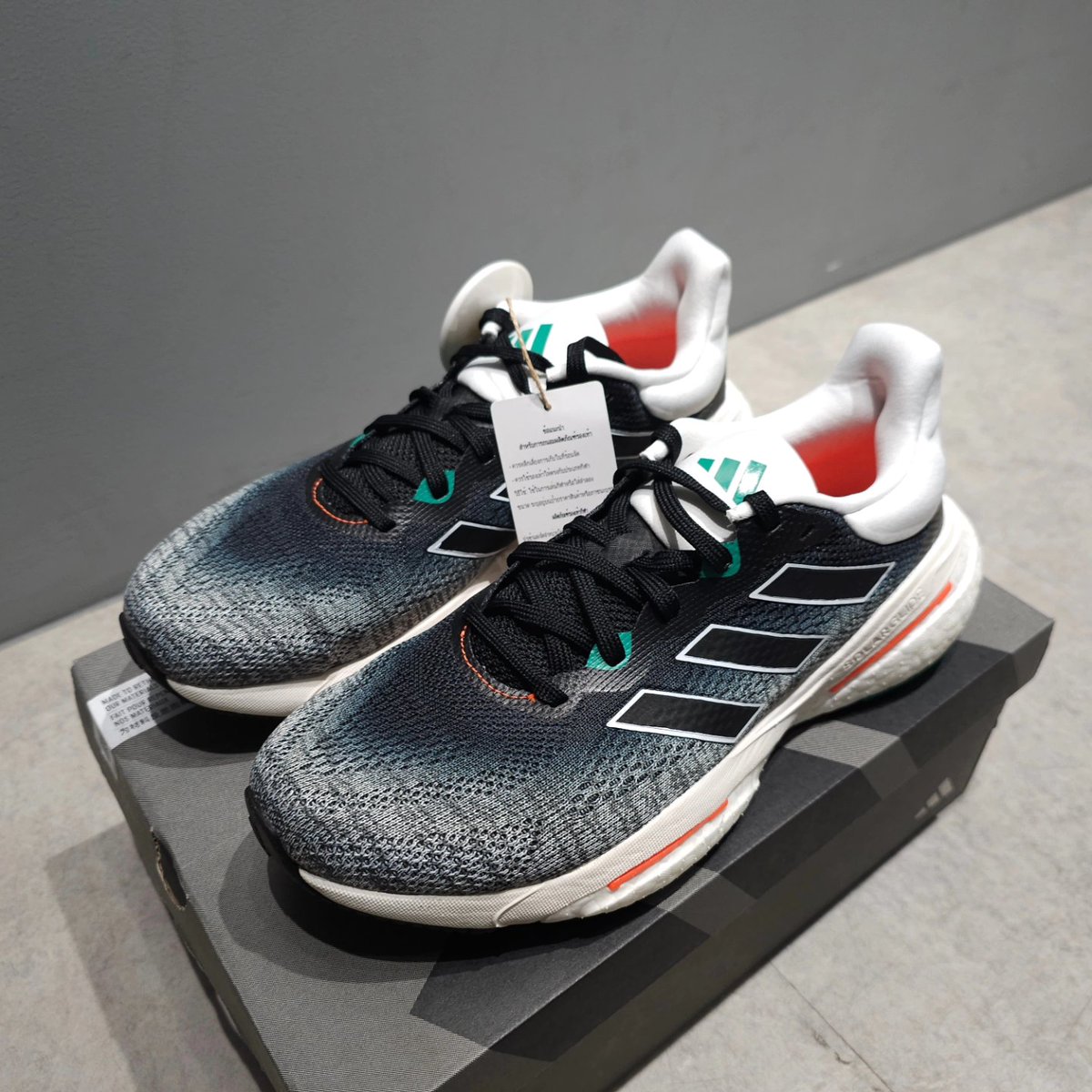 barboxyshop's tweet image. Solarglide 6
#รองเท้าวิ่ง
#solarglide6 

📣โปรโมชั่นถึง 30/6/2024❗

ลดเหลือ 1890฿ รวมส่ง
(ป้ายราคา 5200฿) 

Size 
40.5 /25.5 cm 
41.5 /26 cm 
42 /26.5 cm 
42.5 /27 cm
43.5 /27.5 cm
44 /28 cm
44.5 /28.5cm
46/ 29.5 cm