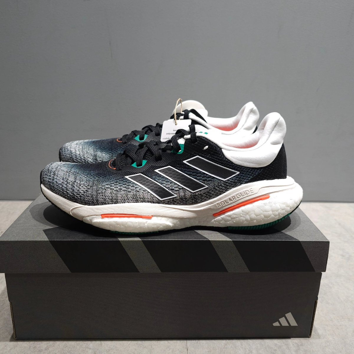 barboxyshop's tweet image. Solarglide 6
#รองเท้าวิ่ง
#solarglide6 

📣โปรโมชั่นถึง 30/6/2024❗

ลดเหลือ 1890฿ รวมส่ง
(ป้ายราคา 5200฿) 

Size 
40.5 /25.5 cm 
41.5 /26 cm 
42 /26.5 cm 
42.5 /27 cm
43.5 /27.5 cm
44 /28 cm
44.5 /28.5cm
46/ 29.5 cm