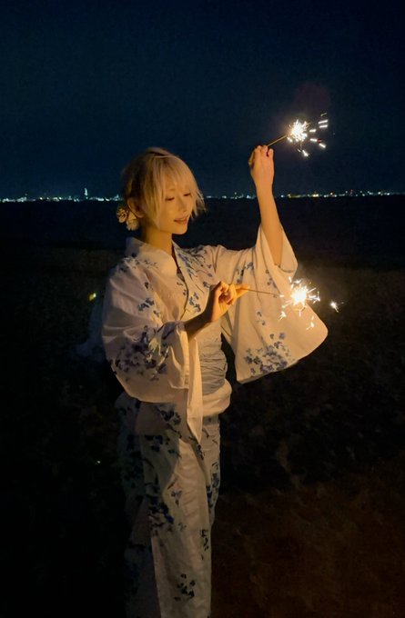 Twitterのコスプレ画像3