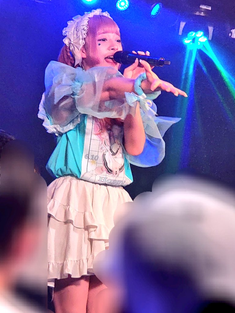 JRKR_toraom's tweet photo. 月曜推し事報告
#IIIIIIIDIOM #イディオム
#坂本理紗 さん
19歳のリアバ生誕祭🎂
もうこのグループとしての生誕祭は最後ということもあり急遽観に行った…よく知った仲間のいる現場…やっぱり大切なグループだよね
今日は誰ともチェキ撮らず帰宅…次にLIVE観るのは6/27(木)解散LIVEになるのかな🥹 https://t.co/YfEsEHrxh0