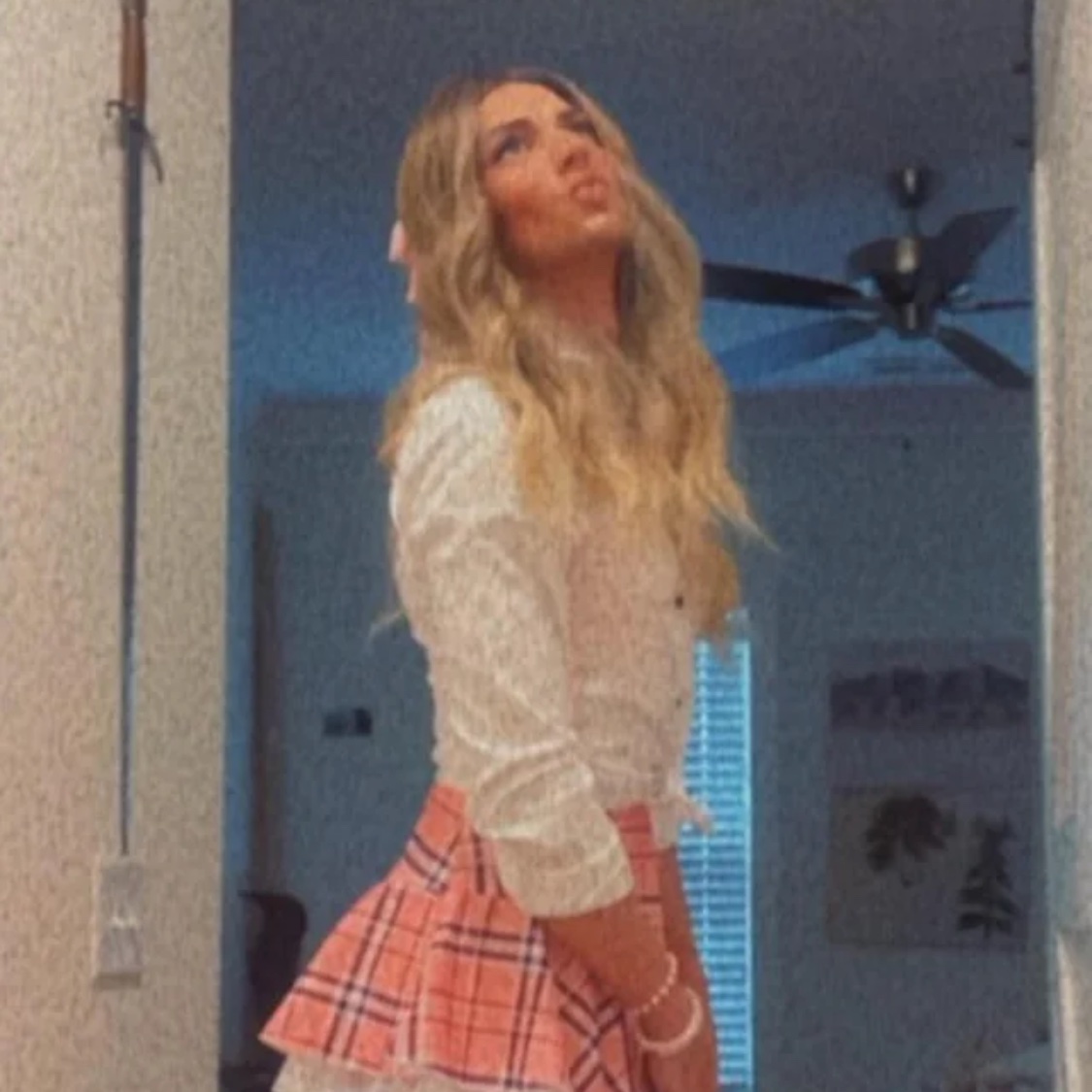 TrueExpose1's tweet photo. Take a look at Sissy Kacie 😂 so pathetic but she loves being exposed 🤷‍♀️ 

https://t.co/vyCr2awjWg

#sissy #crossdresser #exposed #erome #sissykacie #sissyboikacie4 #slut https://t.co/yf4aseLlFP