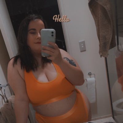 Badkxt's tweet photo. I've never squirted before which big cocks reckon they could make me rain 💦💦💦 #BBC #bbw #ausbbw #bigcock https://t.co/wvY7MSUe0h