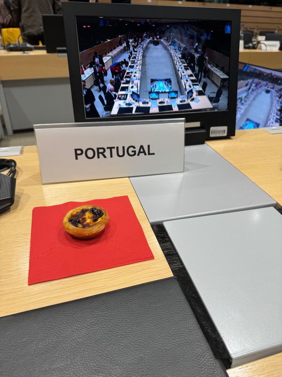 Liliana Budchina tweet media