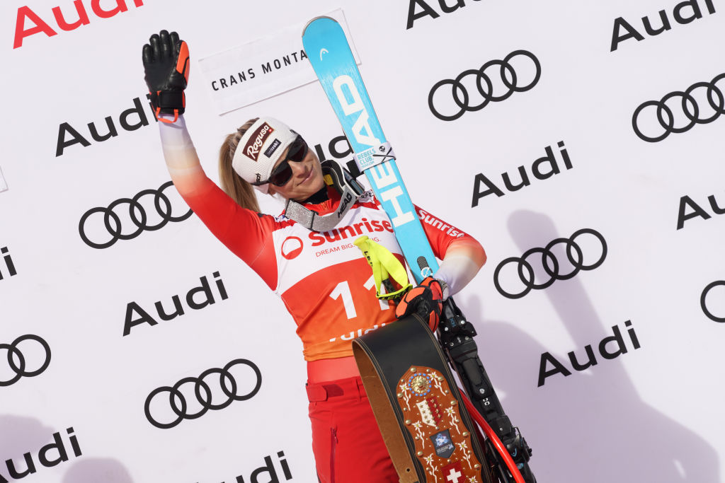 neveitalia's tweet photo. Head propone tutti i suoi modelli, dai racing jr al top mondiale, per i test 2024 al via tra Stelvio e Les Deux Alpes #SkiTest #10Giugno #testprodotti https://t.co/qj0SE0zkON https://t.co/qiH61ESDA7