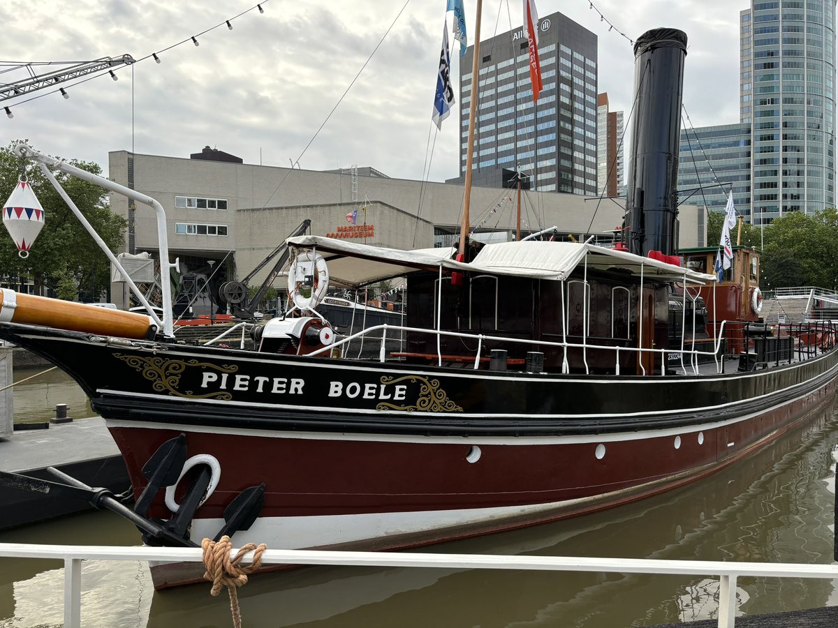 Philipp Graber (@ph_graber) on Twitter photo Excited to be in Rotterdam for #EACR2024. Kicking off the day with a „Meet the expert session“. I will be presenting our progress on 3D bioprinted models for childhood cancer.
#Tumouroids #Bioprinting
<a href="/MK_CCI/">Prof Maria Kavallaris AM 🌈</a> <a href="/KidsCancerInst/">Childrens Cancer Institute</a> Excited to be in Rotterdam for #EACR2024. Kicking off the day with a „Meet the expert session“. I will be presenting our progress on 3D bioprinted models for childhood cancer.
#Tumouroids #Bioprinting
<a href="/MK_CCI/">Prof Maria Kavallaris AM 🌈</a> <a href="/KidsCancerInst/">Childrens Cancer Institute</a>