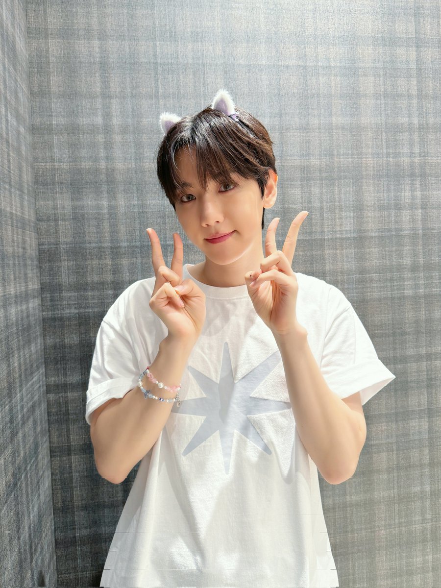 BAEKHYUN_INB100's tweet photo. Lonsdaleite in HongKong Day3🫧
See you next time🐈💜

#백현 #BAEKHYUN #Lonsdaleite #2024BAEKHYUNASIATOUR https://t.co/TlRjV2wLL4