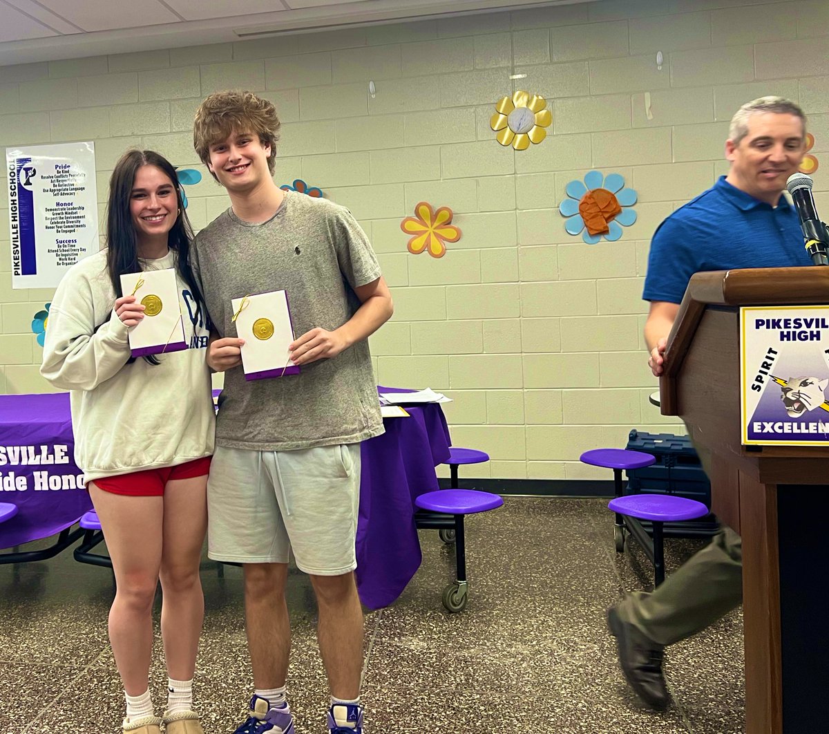 PikesvilleHS's tweet photo. Congrats to all of the outstanding Juniors who were recognized at Fridays Junior Book Award ceremony! 🎉💜🙌🏽 https://t.co/o5oWZm2kgc