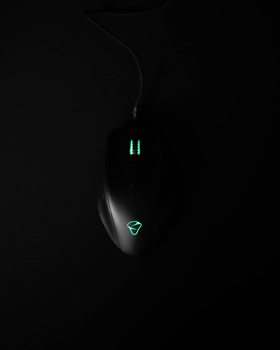 MIONIX's tweet photo. Who is looking forward to a wireless NAOS? https://t.co/kBmMNZCdEn