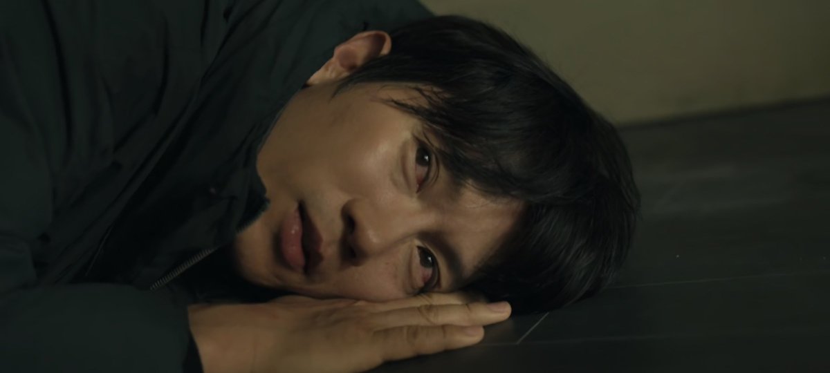daheeverse's tweet photo. #JiSung playing a narcotics detective who was forced to be a drug addict, he's insane as always!
#Connection #ConnectionEp4 https://t.co/MvTUKmOAgx