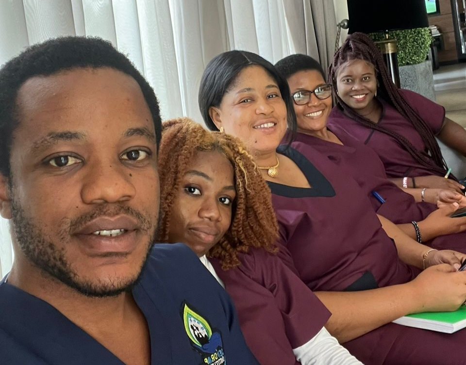 dewdropInst's tweet image. Our Abuja Cohort 2 learners showcased their skills in housekeeping today! 

Join us in celebrating their dedication and hard work. If you’re passionate about caregiving and want to gain practical, hands-on experience, our next cohort starts on July 1st. 

#CaregiverTraining