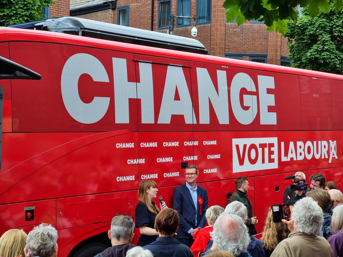 Tim Roca MP tweet media