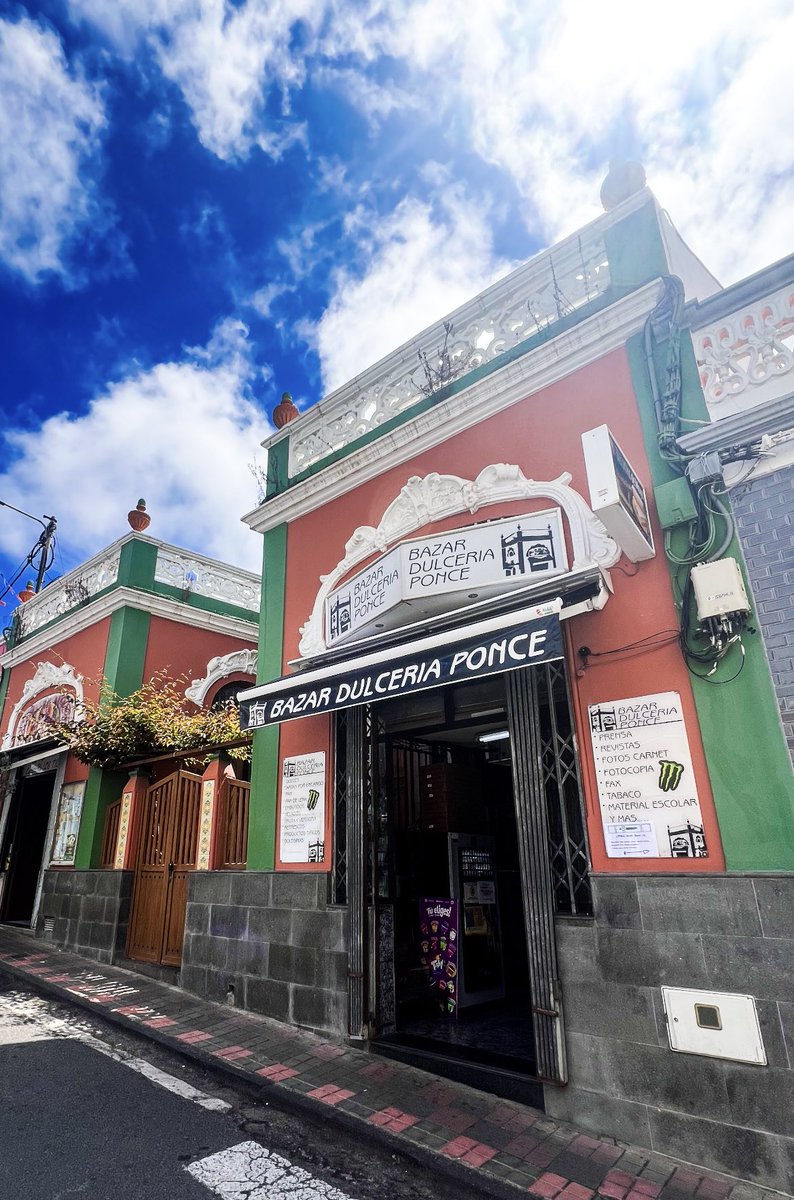 cmtomasmorales's tweet photo. 😌✨🏠 ¡Para modernos, los moyenses! Hoy celebramos El Día Mundial del Modernismo, corriente artística de la que tan bien representó el queridísimo Tomás Morales en sus 36 años… https://t.co/5fBpiccqv7