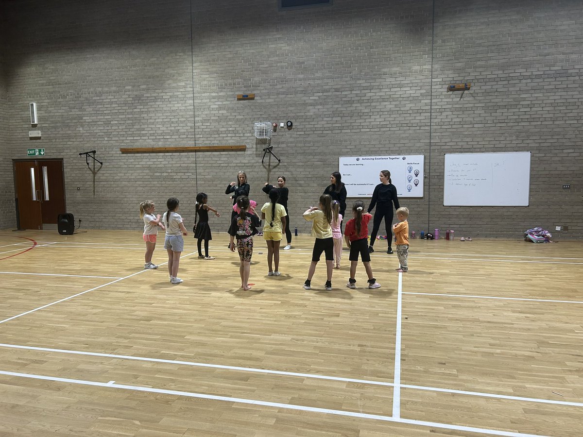 Our S4 leaders, Hannah, Caitlin, Abbie and Chloe have been running a primary 1-3 dance club at <a href="/OldieHWB/">Oldmachar HWB</a> <a href="/oldmachar/">Oldmachar Academy</a>  Well done girls ⭐️🎉