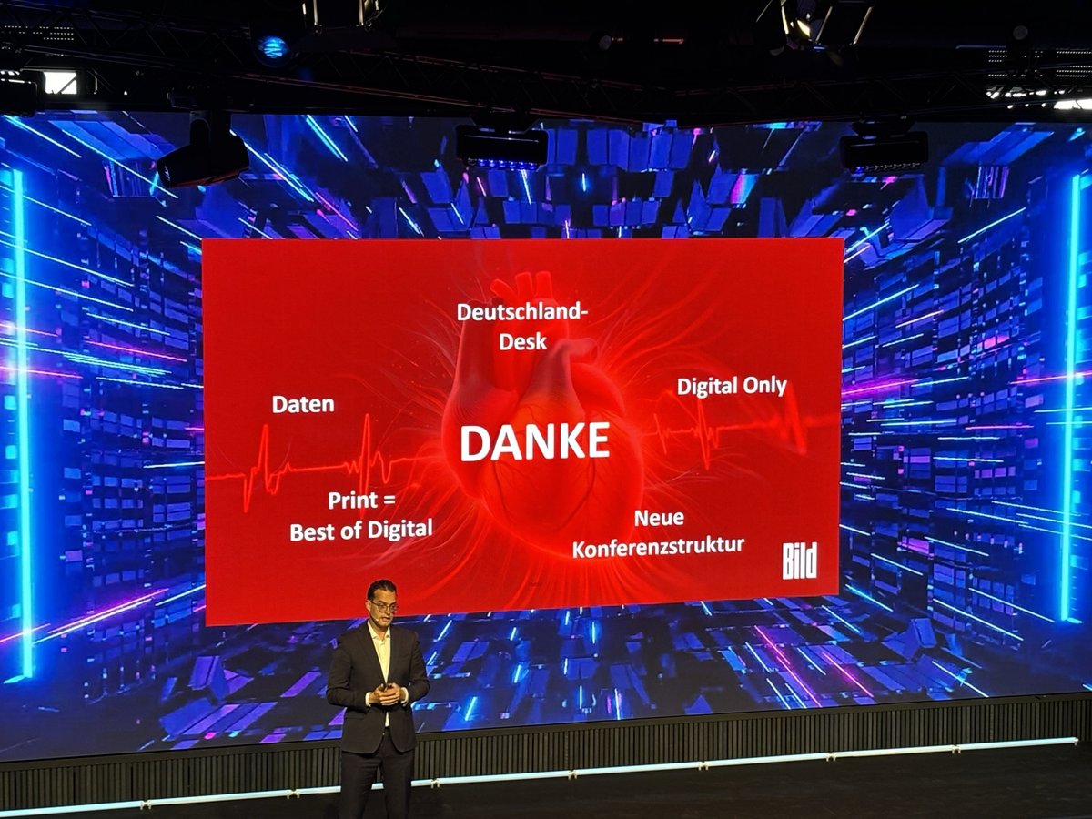 Claudius Senst, <a href="/c_senst/">Claudius Senst</a>, CEO <a href="/BILD/">BILD</a>, sagt auf der #beBETA2024 ein "DANKE an das Herz unseres Medienhauses, die #Redaktion. Sie schafft es, jeden Tag tolle, relevante Inhalte für unsere Leserinnen und Leser zu produzieren und ihr Leben damit informierter und lebendiger zu machen."