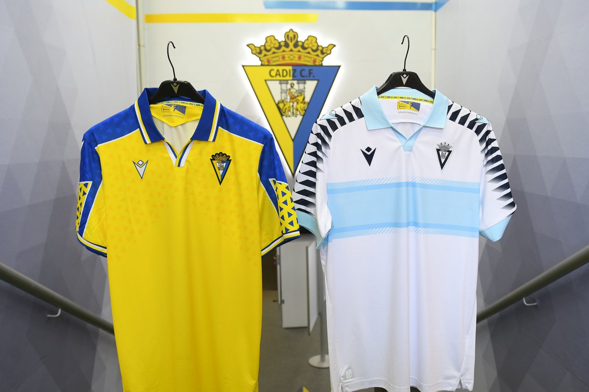 💛 Der #CádizCF mit Deutschland!

🇩🇪 Wenn die deutsche Nationalmannschaft die Europameisterschaft gewinnt, kannst du ein Trikot des Cádiz CF gewinnen.

👕 Wir verlosen ein Trikot dieser Saison an diejenigen, die uns folgen und diesen Beitrag retweeten.

Auf zur Euro, <a href="/DFB_Team/">DFB-Team</a>!