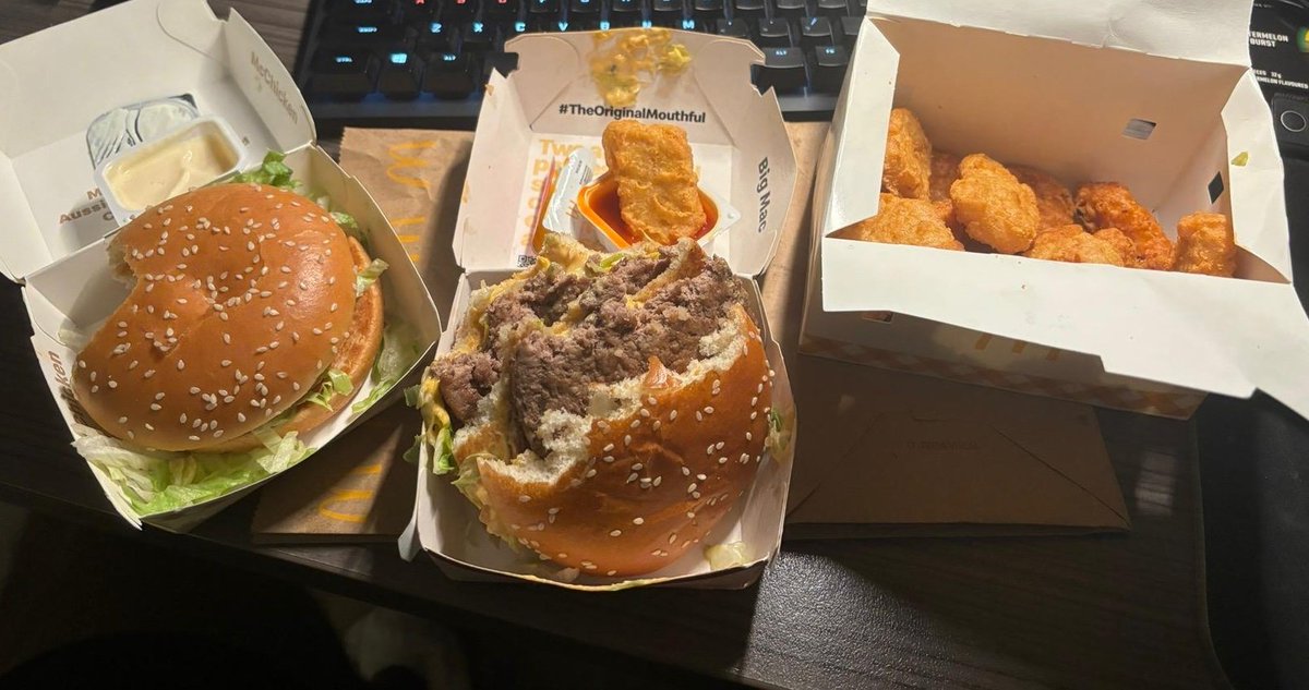 I'm joining my <a href="/Memeland/">Memeland ❤️ Memecoin</a> fam to celebrate 6/9 the #MemeDay at <a href="/McDonalds/">McDonald's</a>!

I’m Lovin’ MEME! ❤️‍🔥