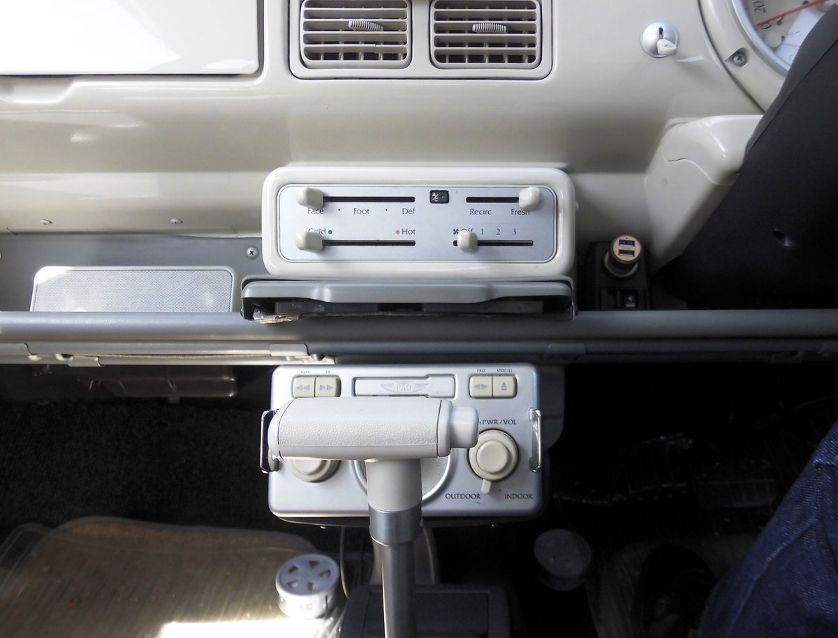 朝 / 食事と移動