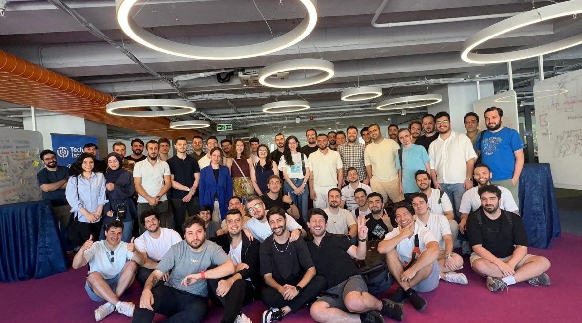Caner Türe (@yerfizikci) on Twitter photo 8 Haziran Cumartesi günü, <a href="/KotlinIstanbul/">Kotlin İstanbul</a> tarafından <a href="/istanbultech/">Tech İstanbul</a> iş birliğiyle düzenlenen #KotlinConf24 etkiğinde “Build Website with Kotlin” sunumumla konuşmacı olarak yer aldım 🥳 Bu hafta bu konuyla ilgili bir medium yazısı da paylaşacağım bu arada ✌🏻Kotlin ve Android’de 8 Haziran Cumartesi günü, <a href="/KotlinIstanbul/">Kotlin İstanbul</a> tarafından <a href="/istanbultech/">Tech İstanbul</a> iş birliğiyle düzenlenen #KotlinConf24 etkiğinde “Build Website with Kotlin” sunumumla konuşmacı olarak yer aldım 🥳 Bu hafta bu konuyla ilgili bir medium yazısı da paylaşacağım bu arada ✌🏻Kotlin ve Android’de